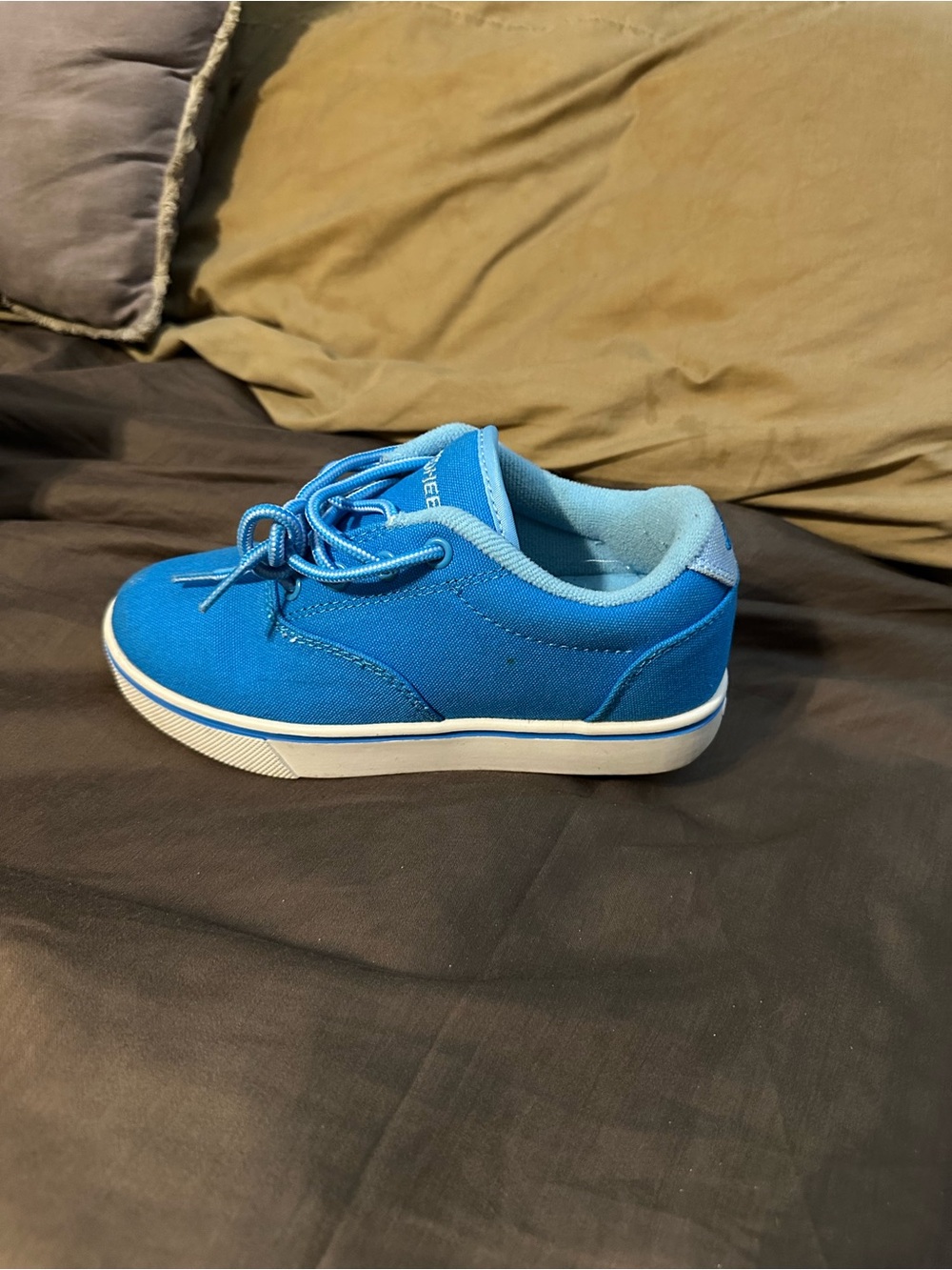 Heelys Bright Blue Kids Canvas Sneaker